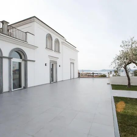 Maison Toledo Hotel