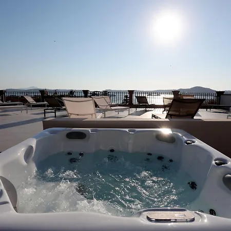 Maison Toledo Hotel 3*