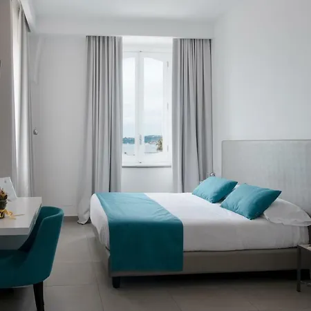 Maison Toledo 3* Pozzuoli